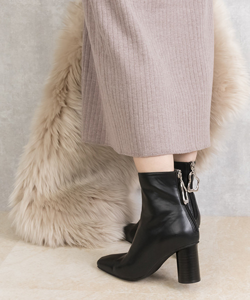 RANDA（ランダ）の「ストレスフリー/ラウンドチャンキーヒールショートブーツ（ブーツ・レディース・アイボリー/ベージュ/ブラック・LL/S/M/L）」の7枚目の写真