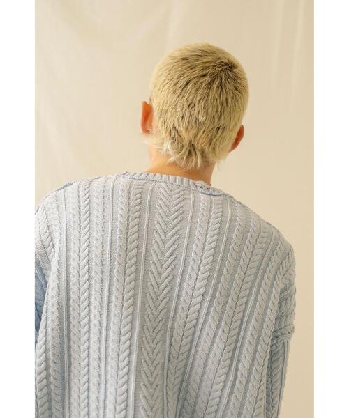 MONKEY TIME（モンキータイム）の「＜monkey time＞ COTTON CABLE DISTRESSED CN/ニット（ニット/セーター・メンズ・ブラック/ホワイト/ライトブルー・M/S/L）」の6枚目の写真
