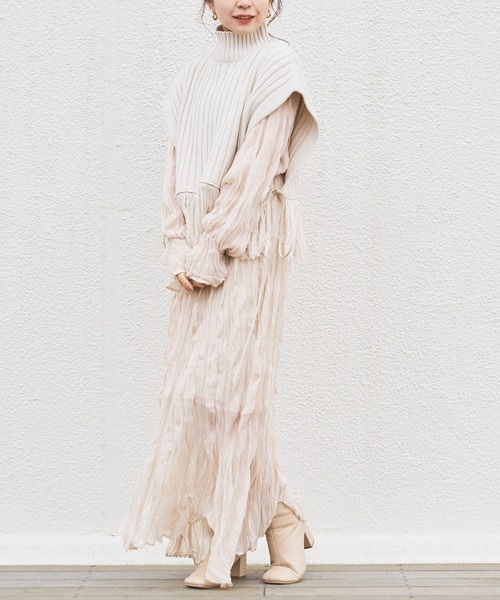 Chico（チコ）の「クリンクル2wayロングワンピース（ワンピース・レディース・ブラック/アイボリー・FREE）」の13枚目の写真