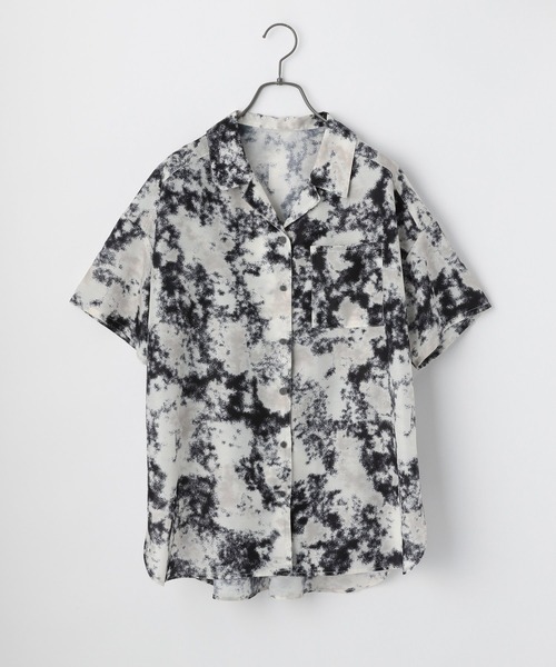 PAGEBOY（ページボーイ）の「シアーグラスプリントシャツ(半袖)（シャツ/ブラウス・レディース・ブラック系その他/グレー系その他/パープル系その他・FREE）」の11枚目の写真