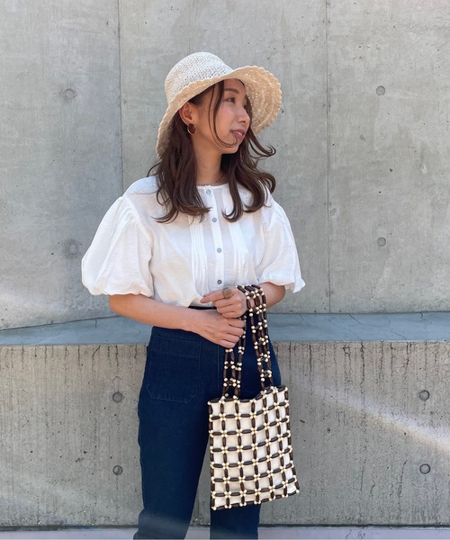 Cheek（チーク）の「袖バルーンピンタックブラウス（シャツ/ブラウス・レディース・クリーム/ブラック/オフホワイト・MEDIUM）」の2枚目の写真