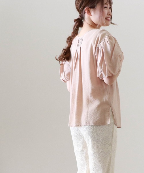 Cheek（チーク）の「袖バルーンピンタックブラウス（シャツ/ブラウス・レディース・クリーム/ブラック/オフホワイト・MEDIUM）」の20枚目の写真