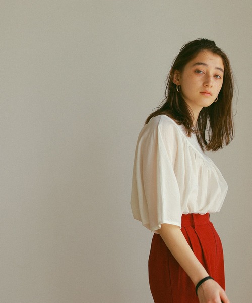 ReNorm（リノーム）の「ギャザードルマンブラウス（シャツ/ブラウス・レディース・ブラック/オフホワイト/ピンク・フリー）」の4枚目の写真