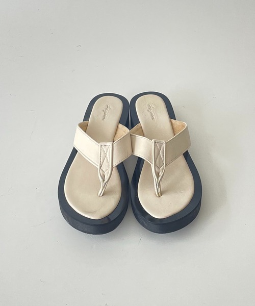 CANAL JEAN（キャナルジーン）の「from Lagoon(フロムラグーン) ゴムソール配色トングサンダル（サンダル・レディース・ブラック/ブラウン/クリーム・38/39/36/37）」の12枚目の写真