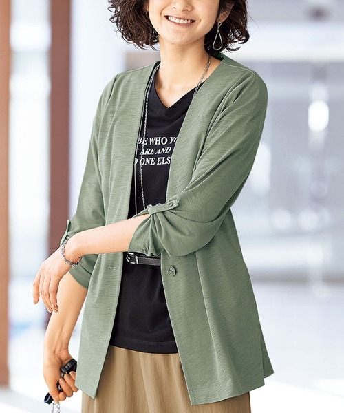 BELLUNA（ベルーナ）の「洗える涼感素材ノーカラージャケット（ノーカラージャケット・レディース・ライトグレー/ネイビー/オリーブ/ブルー・MEDIUM/LARGE/X-LARGE）」の3枚目の写真