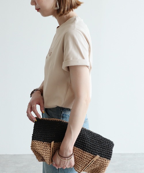 reca（レカ）の「ロゴ刺繍Tシャツ（Tシャツ/カットソー・レディース・ベージュ/オフホワイト/チャコール/モカ・FREE）」の8枚目の写真