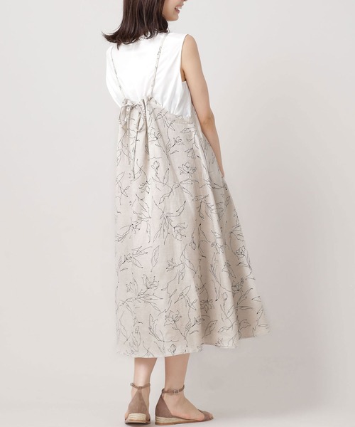 NANO universe（ナノユニバース）の「線画フラワーキャミワンピース