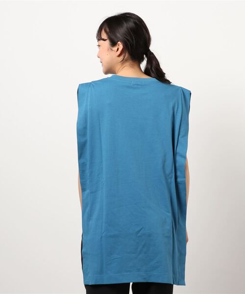 LOWRYS FARM（ローリーズファーム）の「タックキリカエノースリーブ　948773（Tシャツ/カットソー・レディース・オフホワイト/ブラック/ブルー・FREE）」の17枚目の写真