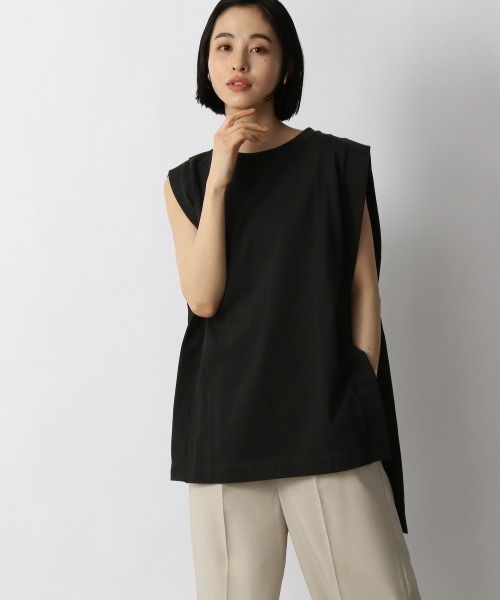 LOWRYS FARM（ローリーズファーム）の「タックキリカエノースリーブ　948773（Tシャツ/カットソー・レディース・オフホワイト/ブラック/ブルー・FREE）」の4枚目の写真