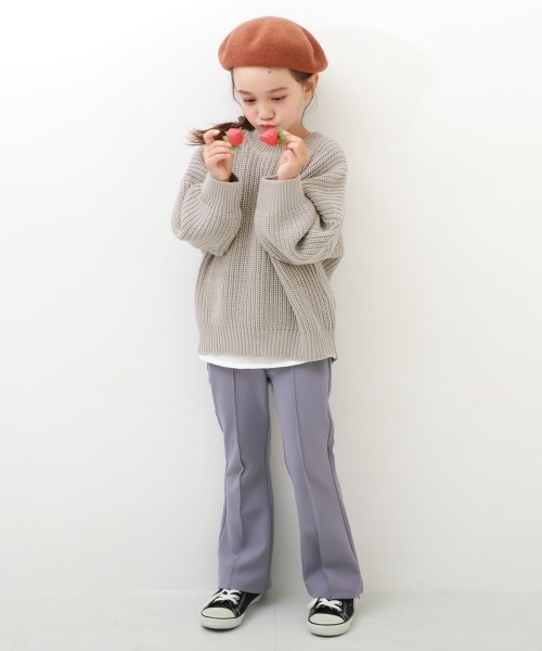 devirock(デビロック)の「洗える ビッグシルエット ローゲージニット(ニット/セーター・キッズ・アイボリー/ブルー/ブラウン系その他/グレイッシュブルー/グレー系その他/パープル系その他/ダークブラウン/バイオレット/グリーン・150cm/120cm/110cm/130cm/100cm/140cm/160cm)」の17枚目の写真