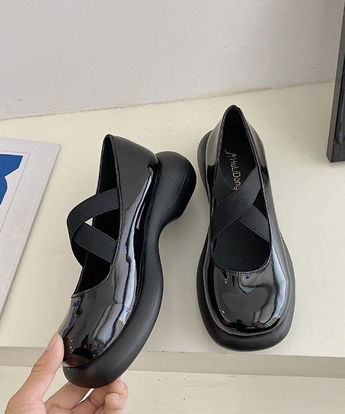 SVEC(シュベック)の「厚底 スクエアトゥ クロス ストラップ メリージェーン スニーカー(スニーカー・レディース・ブラック系その他/ベージュ/ブラック・36/38/37/39/35)」の10枚目の写真