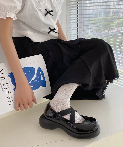 SVEC(シュベック)の「厚底 スクエアトゥ クロス ストラップ メリージェーン スニーカー(スニーカー・レディース・ブラック系その他/ベージュ/ブラック・36/38/37/39/35)」の17枚目の写真