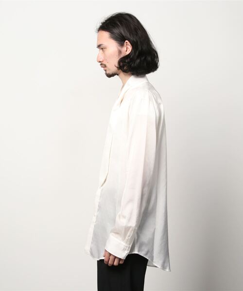 DRESSEDUNDRESSED（ドレスドアンドレスド）の「DRESSEDUNDRESSED Cupro Paisley Lavalliere-Neck Shirt (DUW21103)（シャツ/ブラウス・メンズ・ホワイト/ブラック・4/3/2）」の8枚目の写真