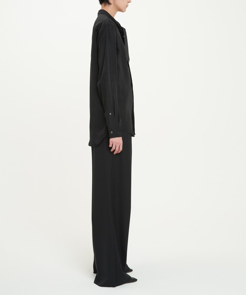 DRESSEDUNDRESSED（ドレスドアンドレスド）の「DRESSEDUNDRESSED Cupro Paisley Lavalliere-Neck Shirt (DUW21103)（シャツ/ブラウス・メンズ・ホワイト/ブラック・4/3/2）」の4枚目の写真