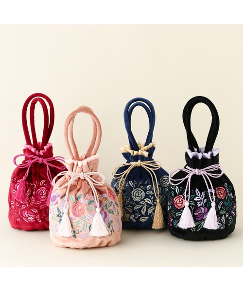 Francfranc(フランフラン)の「ANNA SUI 巾着バッグ レッド(ハンドバッグ・レディース・レッド・FREE)」の2枚目の写真