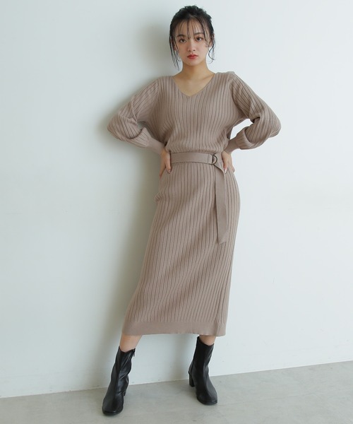 FREE'S MART（フリーズマート）の「◆ウォームストレッチリブブラウジングＶネックワンピース（ワンピース・レディース・ブラック/ベージュ/パープル/ブラウン・FREE）」の4枚目の写真