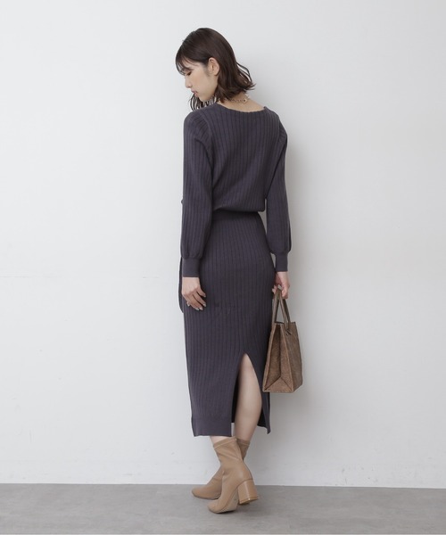 FREE'S MART（フリーズマート）の「◆ウォームストレッチリブブラウジングＶネックワンピース（ワンピース・レディース・ブラック/ベージュ/パープル/ブラウン・FREE）」の11枚目の写真