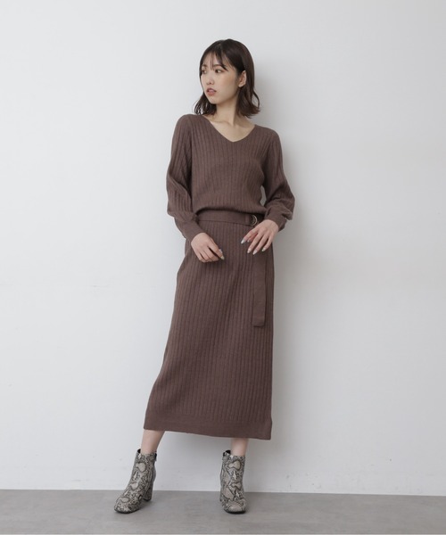 FREE'S MART（フリーズマート）の「◆ウォームストレッチリブブラウジングＶネックワンピース（ワンピース・レディース・ブラック/ベージュ/パープル/ブラウン・FREE）」の13枚目の写真