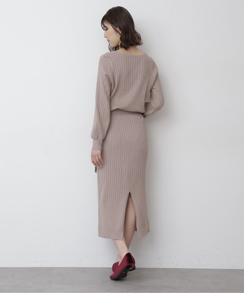 FREE'S MART（フリーズマート）の「◆ウォームストレッチリブブラウジングＶネックワンピース（ワンピース・レディース・ブラック/ベージュ/パープル/ブラウン・FREE）」の12枚目の写真