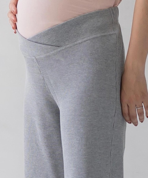 フェリシモMama（フェリシモママ）の「Ｍｏｒｅｄｄｅ　マタニティから産後も使える　ママによりそうルームウェアセット/マタニティパジャマ（マタニティウェア/グッズ・レディース・グレー/アイボリー・MEDIUM/LARGE/X-LARGE）」の17枚目の写真