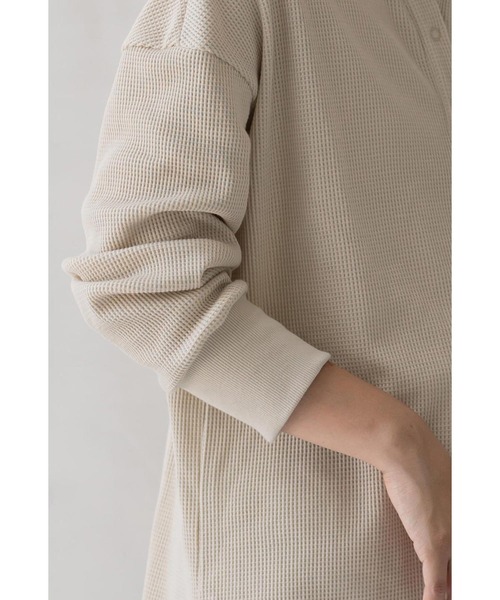 フェリシモMama（フェリシモママ）の「Ｍｏｒｅｄｄｅ　マタニティから産後も使える　ママによりそうルームウェアセット/マタニティパジャマ（マタニティウェア/グッズ・レディース・グレー/アイボリー・MEDIUM/LARGE/X-LARGE）」の4枚目の写真