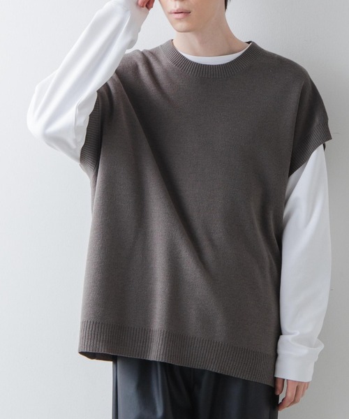 WEGO(ウィゴー)の「WEGO/ルーズシルエットニットベスト(ベスト・メンズ・ブラック/ダークグリーン/ベージュ/サックスブルー/グレー系その他・MEDIUM/LARGE)」の8枚目の写真