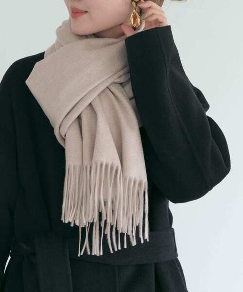 URBAN RESEARCH ROSSO(アーバンリサーチロッソ)の「カシミヤストール(ストール/ショール・レディース・オフホワイト/ブルー系その他/ベージュ・FREE)」の3枚目の写真