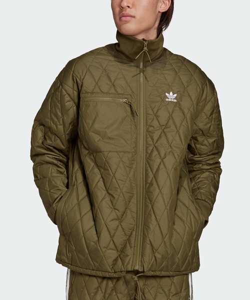 adidas(アディダス)の「アディカラー クラシックス キルト アーカイブジャケット / アディダスオリジナルス(ブルゾン・メンズ・ブラック/オリーブ・X-LARGE/X-SMALL/MEDIUM/XX-LARGE/LARGE/SMALL/XXX-LARGE)」の15枚目の写真