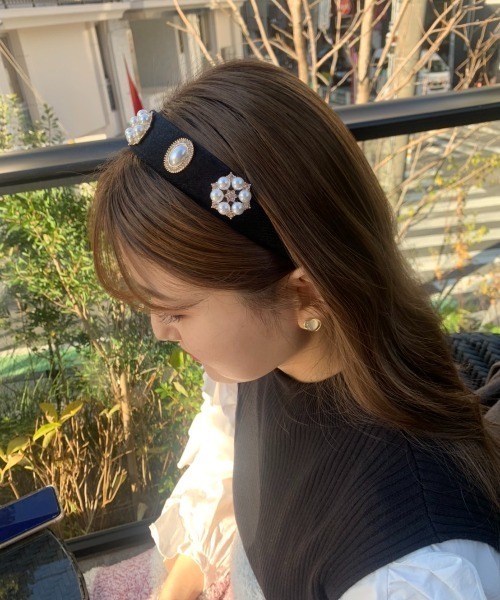 パールが艶めく♪【 CHANEL 】カチューシャ♡ ドットパールカチューシャ レディース ヘアアレンジ