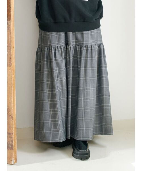 MURUA(ムルーア)の「【AOI】スイッチギャザーマキシスカート(スカート・レディース・ブラック/その他1・FREE)」の1枚目の写真
