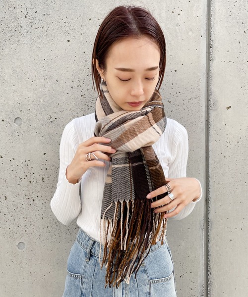CLEA(クレア)の「チェックストールマフラー(マフラー・レディース・ブラウン/ブルー・FREE)」の3枚目の写真