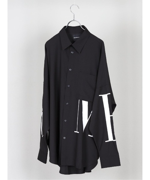 semantic design（セマンティックデザイン）の「セマンティックデザイン/semantic design ビッグロゴ 長袖ルーズ ロングシャツ（シャツ/ブラウス・メンズ・ホワイト/ブラック・LARGE/MEDIUM）」の2枚目の写真