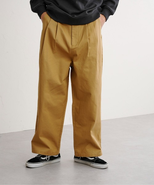 CPCM（シーピーシーエム）の「1タックワイドチノパンツ（チノパンツ・メンズ・ホワイト/ブラック/アイボリー/ベージュ・MEDIUM/LARGE）」の8枚目の写真