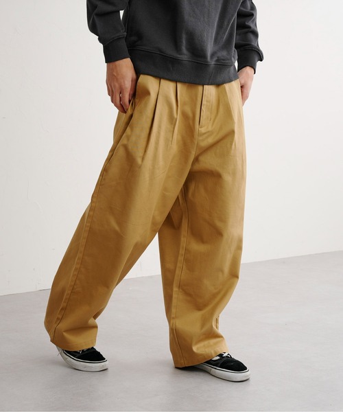 CPCM（シーピーシーエム）の「1タックワイドチノパンツ（チノパンツ・メンズ・ホワイト/ブラック/アイボリー/ベージュ・MEDIUM/LARGE）」の13枚目の写真