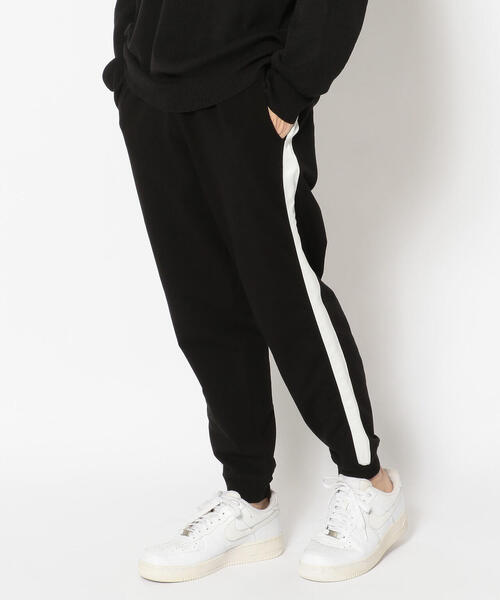AVIREX(アヴィレックス)の「フレックス ライン パンツ / FLEX LINE PANTS / アヴィレックス / AVIREX(スウェットパンツ・メンズ・ブラック/ライトブルーグレー・MEDIUM/LARGE/X-LARGE/XX-LARGE)」の3枚目の写真