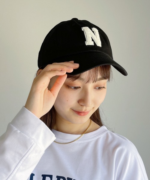 CLEA（クレア）の「【全15柄】アルファベットロゴ刺繍キャップ◇（キャップ・レディース・ブルー系その他/ブラック系その他2/ブラック系その他3/グレー系その他3/ベージュ系その他2/ベージュ系その他3/ベージュ系その他5/グリーン系その他5/グリーン系その他6/ブルー系その他2/ブルー系その他3/ベージュ系その他/グリーン系その他/ブラック系その他/グレー系その他・FREE）」の4枚目の写真