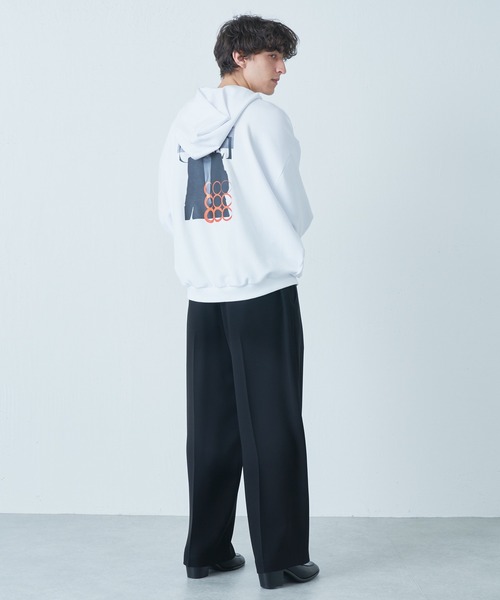 Lui's（ルイス）の「TAKE OVER プリントフーディー（パーカー・メンズ・ホワイト/ブラック/ロイヤルブルー・SMALL/MEDIUM）」の9枚目の写真