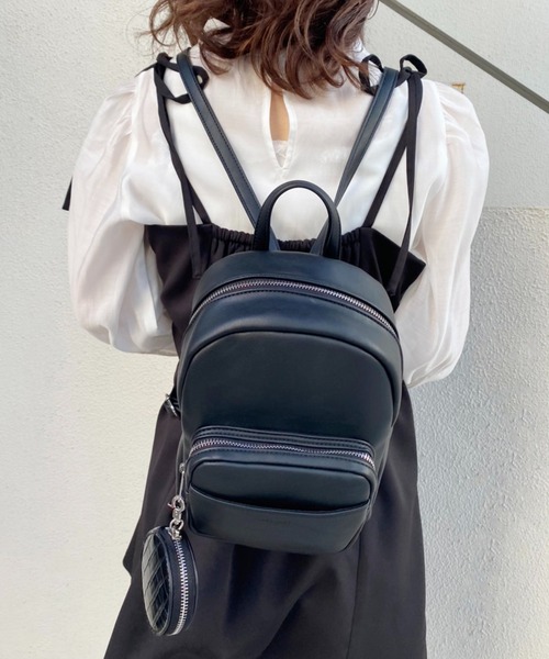 one after another NICE CLAUP(ワンアフターアナザーナイスクラップ)の「ミニポーチ付きミニリュック(バックパック/リュック・レディース・オフホワイト/ブラック・ONE SIZE)」の3枚目の写真