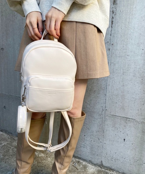 one after another NICE CLAUP(ワンアフターアナザーナイスクラップ)の「ミニポーチ付きミニリュック(バックパック/リュック・レディース・オフホワイト/ブラック・ONE SIZE)」の10枚目の写真