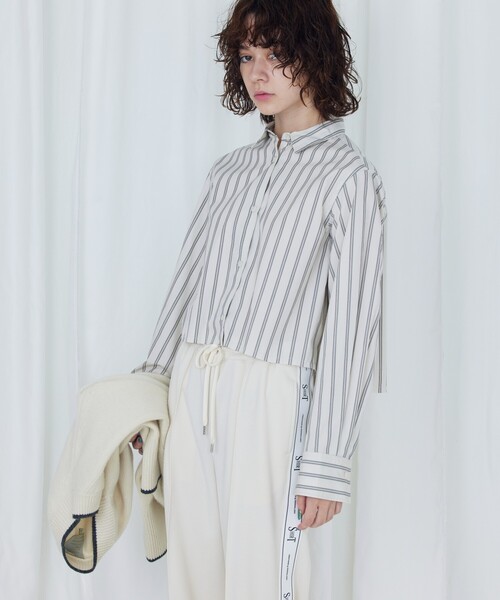 5525Gallery(ゴーゴーニーゴーギャラリー)の「SHIRT Firsthand by 5525GALLERY/シャツファーストハンド5525ギャラリー SHT FH クロップシャツ / レギュラーカラーシャツ/SHT FH クロップシャツ / レギュラーカラーシャツ(シャツ/ブラウス・レディース・ホワイト/ブルー/ストライプ/ブラック/その他/オフホワイト・FREE/フリ-)」の7枚目の写真