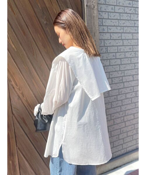 Ungrid(アングリッド)の「【WEB限定】ヨークデザインノーカラーシャツ(シャツ/ブラウス・レディース・オレンジ/ライトグリーン/オフホワイト/ブラック・FREE)」の2枚目の写真