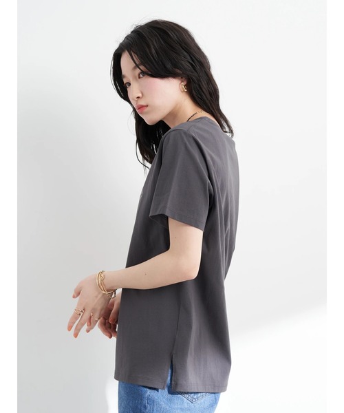 earth music&ecology（アースミュージックアンドエコロジー）の「アソートプリントＴシャツ（Tシャツ/カットソー・レディース・チャコールグレー/ベージュ/オフホワイト/ライトグリーン・FREE）」の8枚目の写真