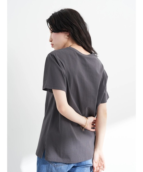 earth music&ecology（アースミュージックアンドエコロジー）の「アソートプリントＴシャツ（Tシャツ/カットソー・レディース・チャコールグレー/ベージュ/オフホワイト/ライトグリーン・FREE）」の9枚目の写真