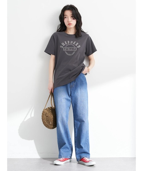 earth music&ecology（アースミュージックアンドエコロジー）の「アソートプリントＴシャツ（Tシャツ/カットソー・レディース・チャコールグレー/ベージュ/オフホワイト/ライトグリーン・FREE）」の11枚目の写真