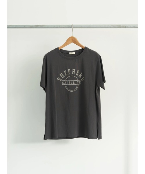 earth music&ecology（アースミュージックアンドエコロジー）の「アソートプリントＴシャツ（Tシャツ/カットソー・レディース・チャコールグレー/ベージュ/オフホワイト/ライトグリーン・FREE）」の16枚目の写真