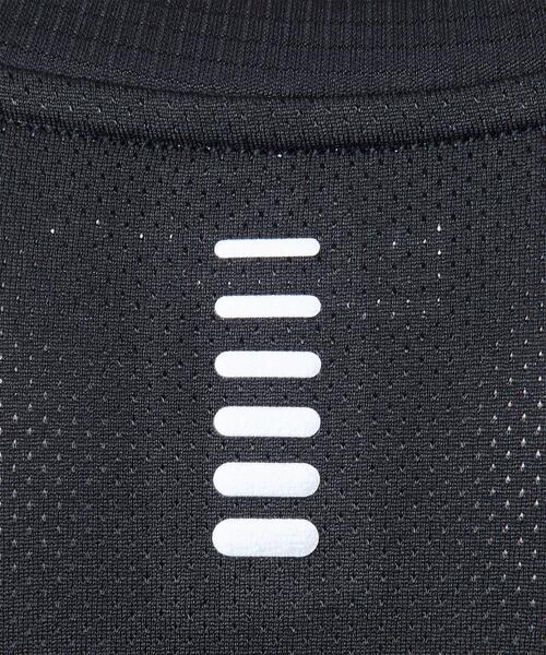 UNDER ARMOUR(アンダーアーマー)の「UAスピードストライド メッシュ ショートスリーブ Tシャツ グラフィック(ランニング/メンズ)(Tシャツ/カットソー・メンズ・ブラック/ホワイト・S/3XL/L/XXL/XL/M)」の18枚目の写真