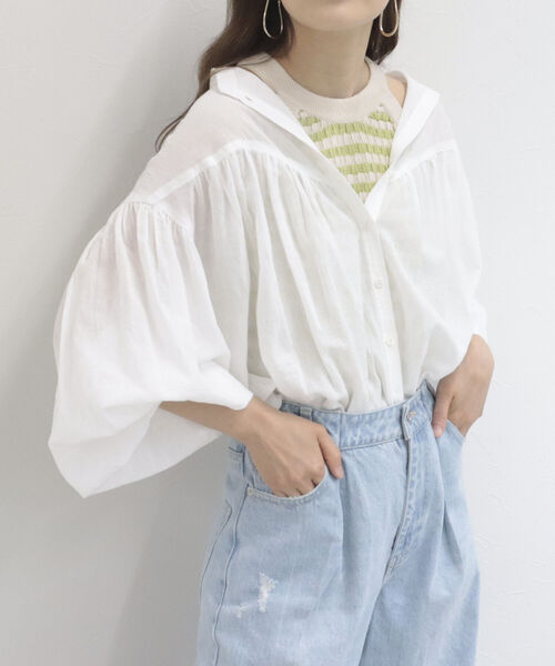 fredy emue（フレディエミュ）の「ボリューム袖ブラウス（シャツ/ブラウス・レディース・ライトブルー/オフホワイト/パープル/レッド・38）」の6枚目の写真