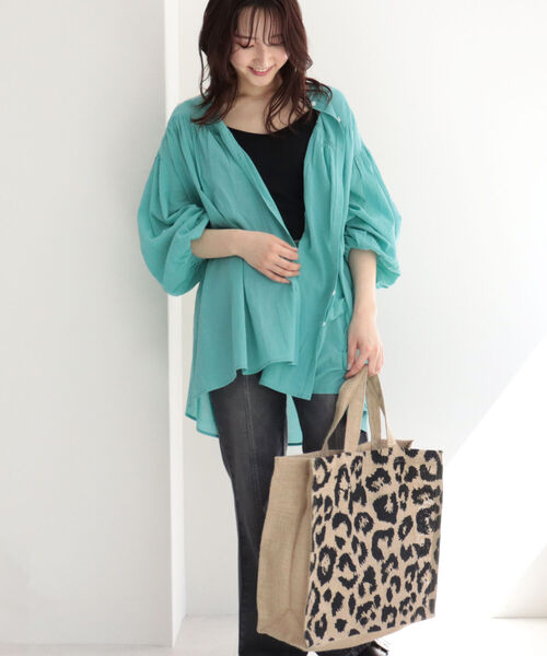 fredy emue（フレディエミュ）の「ボリューム袖ブラウス（シャツ/ブラウス・レディース・ライトブルー/オフホワイト/パープル/レッド・38）」の15枚目の写真