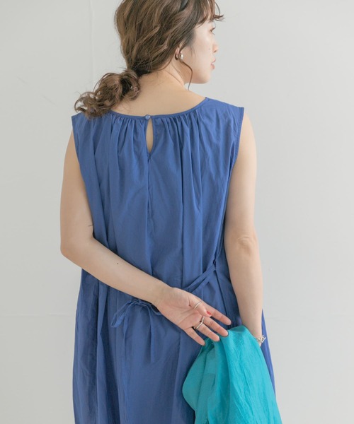 ITEMS URBANRESEARCH（アイテムズ アーバンリサーチ）の「ギャザーワンピース（ワンピース・レディース・ブラック/ベージュ/イエロー/ブルー・FREE）」の19枚目の写真