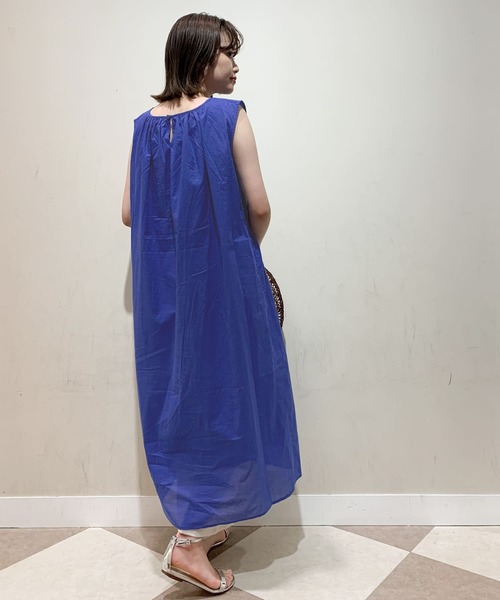 ITEMS URBANRESEARCH（アイテムズ アーバンリサーチ）の「ギャザーワンピース（ワンピース・レディース・ブラック/ベージュ/イエロー/ブルー・FREE）」の21枚目の写真